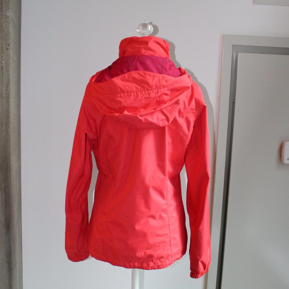 The North Face Pink Jacket - Picture 3 of 8